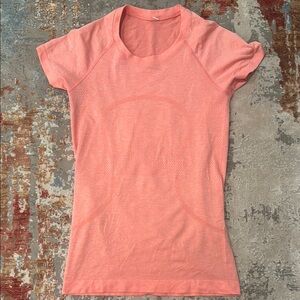 Lululemon Athletica Pink Fitted Short Sleeve T-Shirt